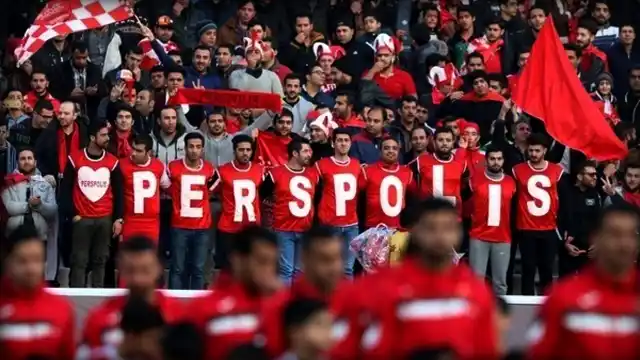 طرفداران پرسپولیس در ورزشگاه آزادی تهران