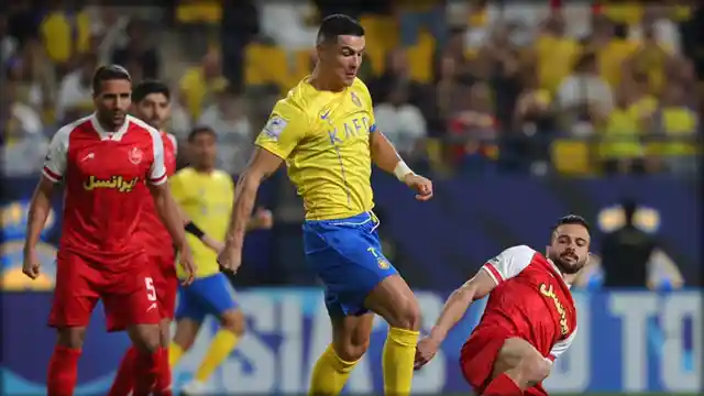 بازی النصر و پرسپولیس کریستیانو در مسابقه النصر در مقابل پرسپولیس