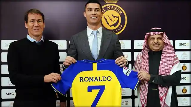پیوستن رونالدو به النصر مراسم معارفه کریستیانو رونالدو در باشگاه النصر عربستان